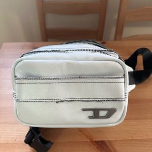 Diesel Logo Plaque belt bag- White